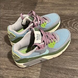 Nike Air Max Sneakers in Blue and Green